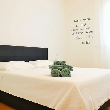 Apartment Sweet San Lazzaro *